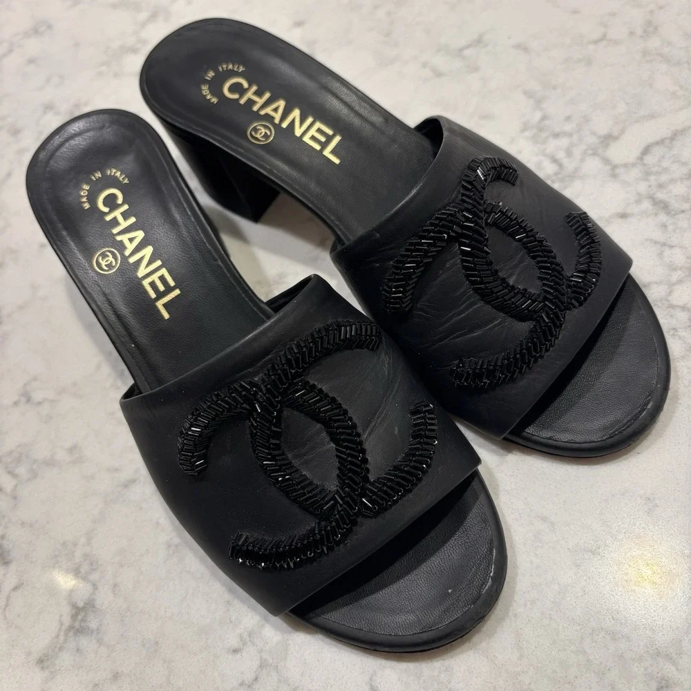 Chanel‎ Black Leather Beaded CC Logo Block Heel Mule Sandals 36.5 Made in Italy